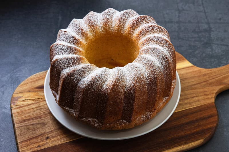 Rohlik.cz Golden butter cake
