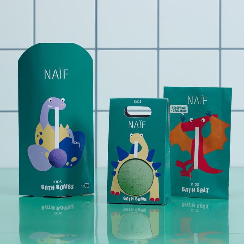 NAÏF Praskající barevná sůl do koupele