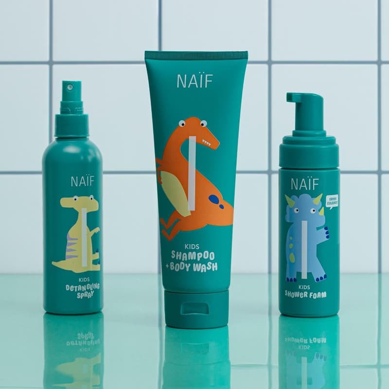 NAÏF Barevná sprchová pěna