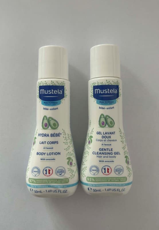 Marianne č. 5/26 + dárek Mustela body lotion