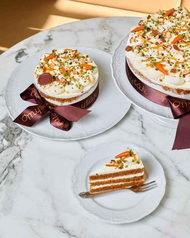 Cukrárna Myšák Mrkvový dort (porce)