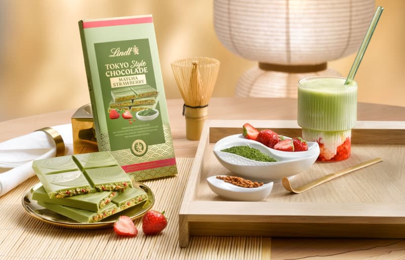 Lindt Chocolate Tokyo Style White Chocolate with Matcha and Strawberry Pieces