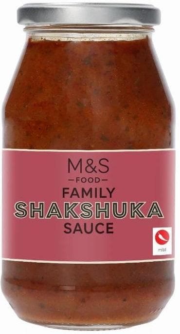 Marks & Spencer Rajčatová omáčka shakshuka s červenou paprikou, cibulí a kořením