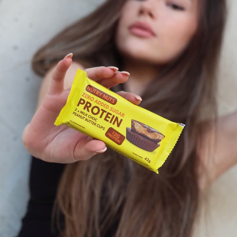 Nutry Nuts Proteinové košíčky Mléčná čokoláda s arašídovým máslem 2x21g
