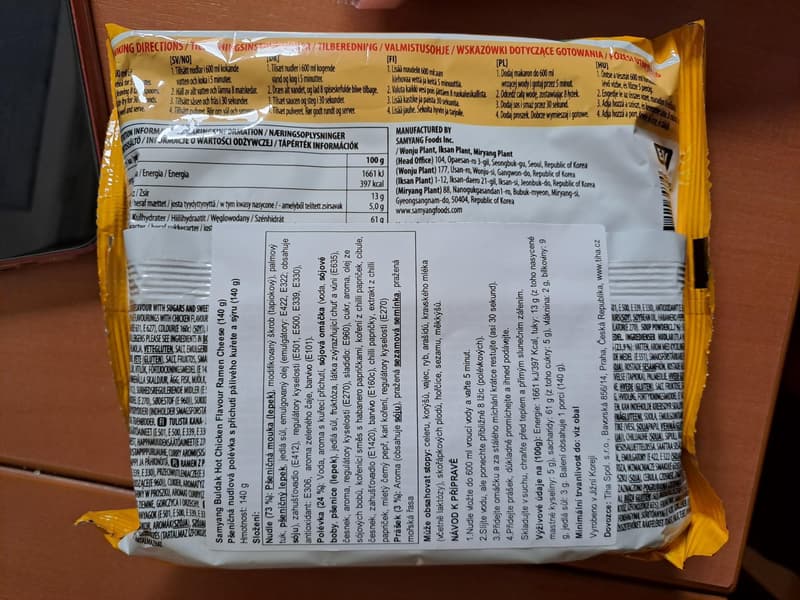 Samyang Buldak Instantní pálivé kuřecí ramen nudle se sýrovou příchutí